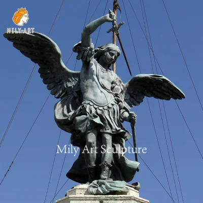 현대 생활 크기 그림 날개 달린 가디언 청동 입상 가브리엘 아치 천사 동상과 칼을 들고